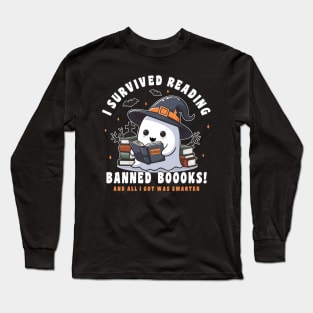 Halloween I Survived Reading Banned Boooks cute reading ghost Long Sleeve T-Shirt